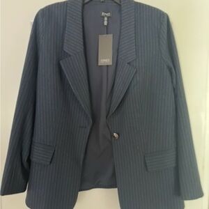 NWT Jones New York Navy Blue Blazer with Notched Lapels and Structured Fit